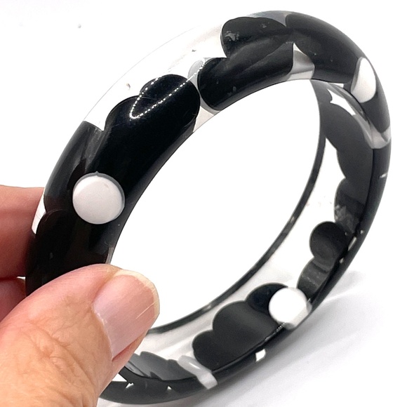 Vintage Clear Black White Lucite Aspirin Pill Style Polka Dot Bangle Bracelet - Picture 7 of 15